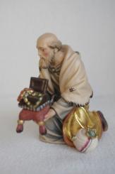 König kniend, weiß 