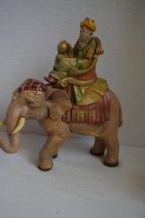 Elefant mit reitendem König 