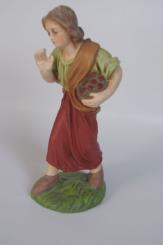 Hirtin mit Früchtekorb 