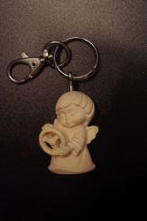 Autoengel geschnitzt 