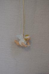 Margeriten-Engel schwebend mit Notenblatt 