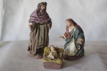 Hl Familie mit kniender Maria 