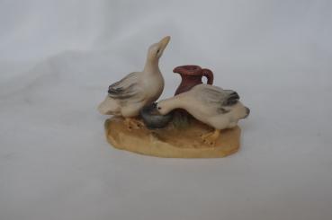 Entengruppe mit Krug 