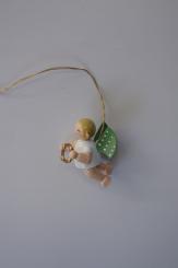 Engel schwebend mit Schellenring 